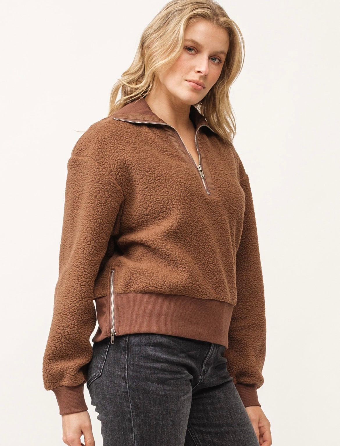 Briar Brown Pullover Large