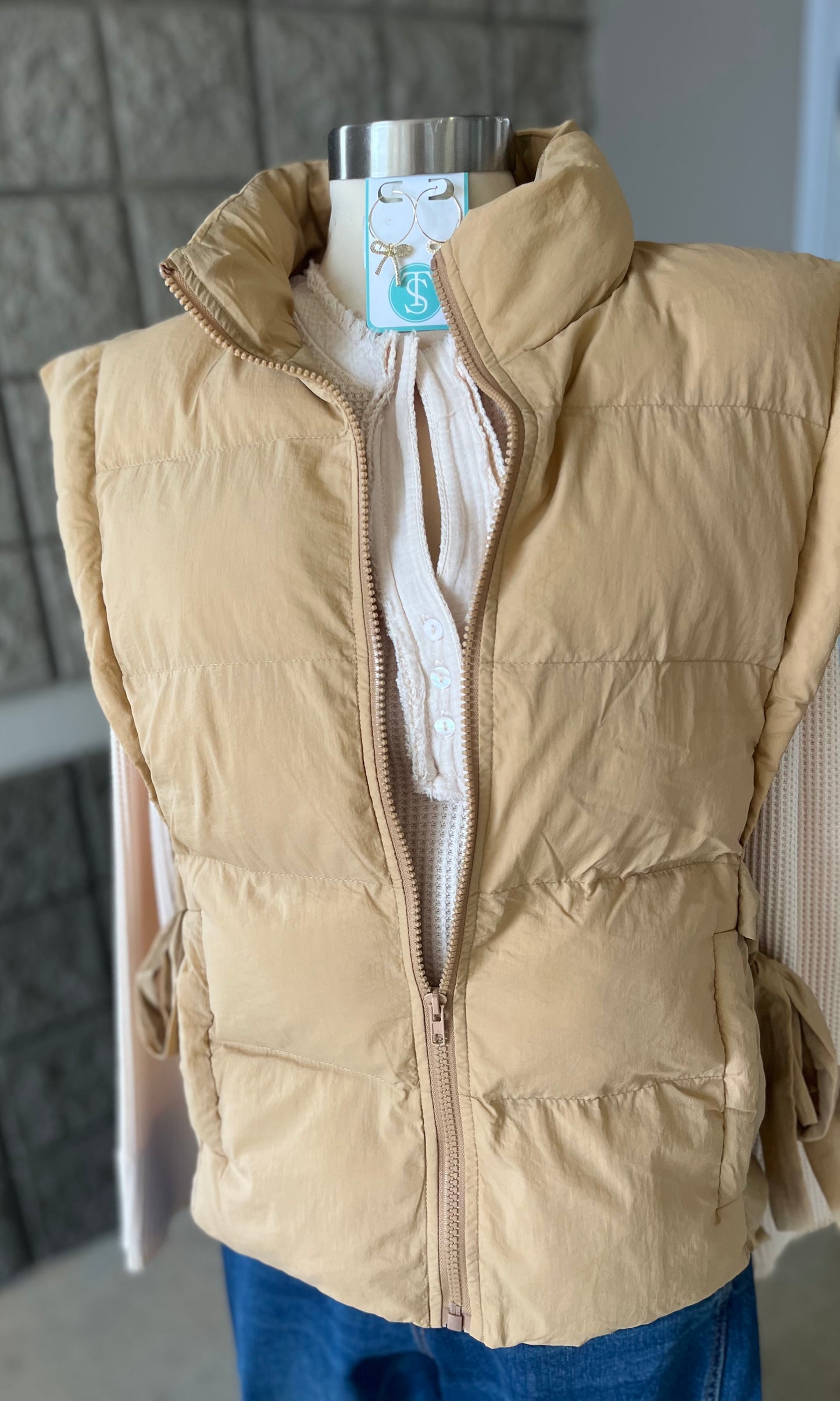 Gold Puffer Vest Medium